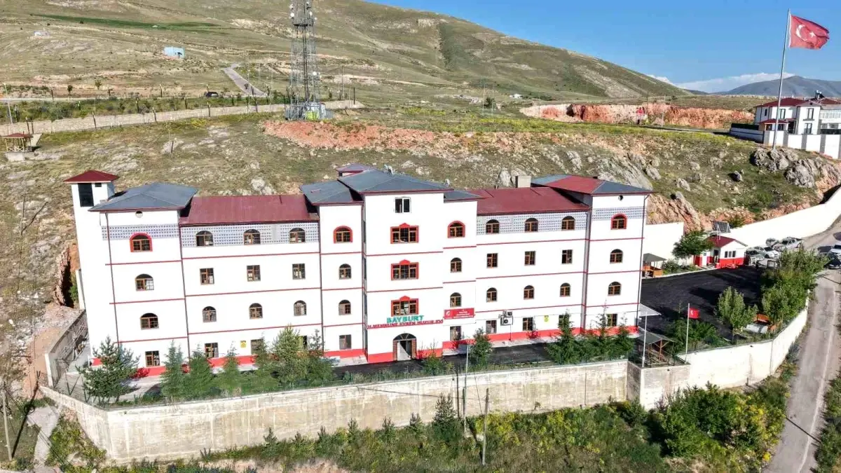 bayburttaki-huzurevi-tadilat-calismalari-tamamlandi-11gqmCUk.jpg