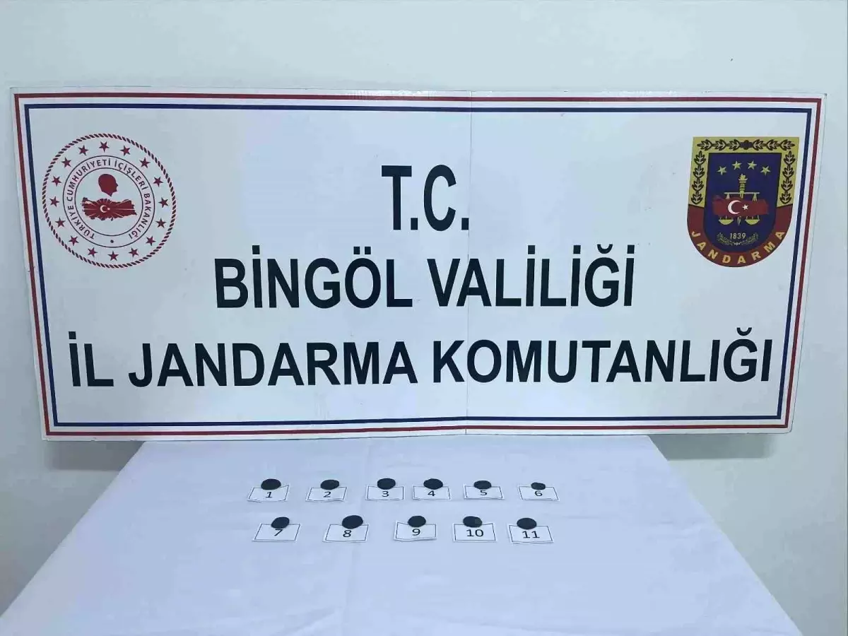 bingolde-durdurulan-sahislarin-ustunden-kacak-sikke-cikti-xDQ5Sjtx.jpg