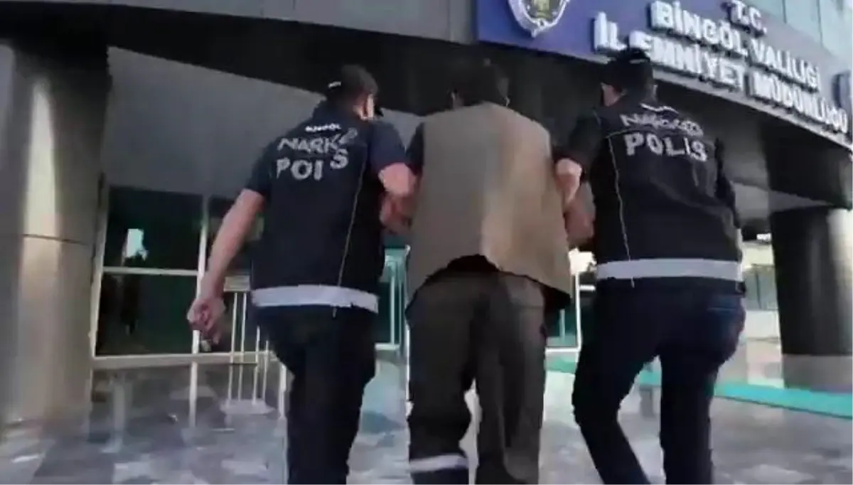 bingolde-uyusturucu-operasyonu-metamfetamin-ve-hassas-terazi-ele-gecirildi-HsrbVcRp.jpg