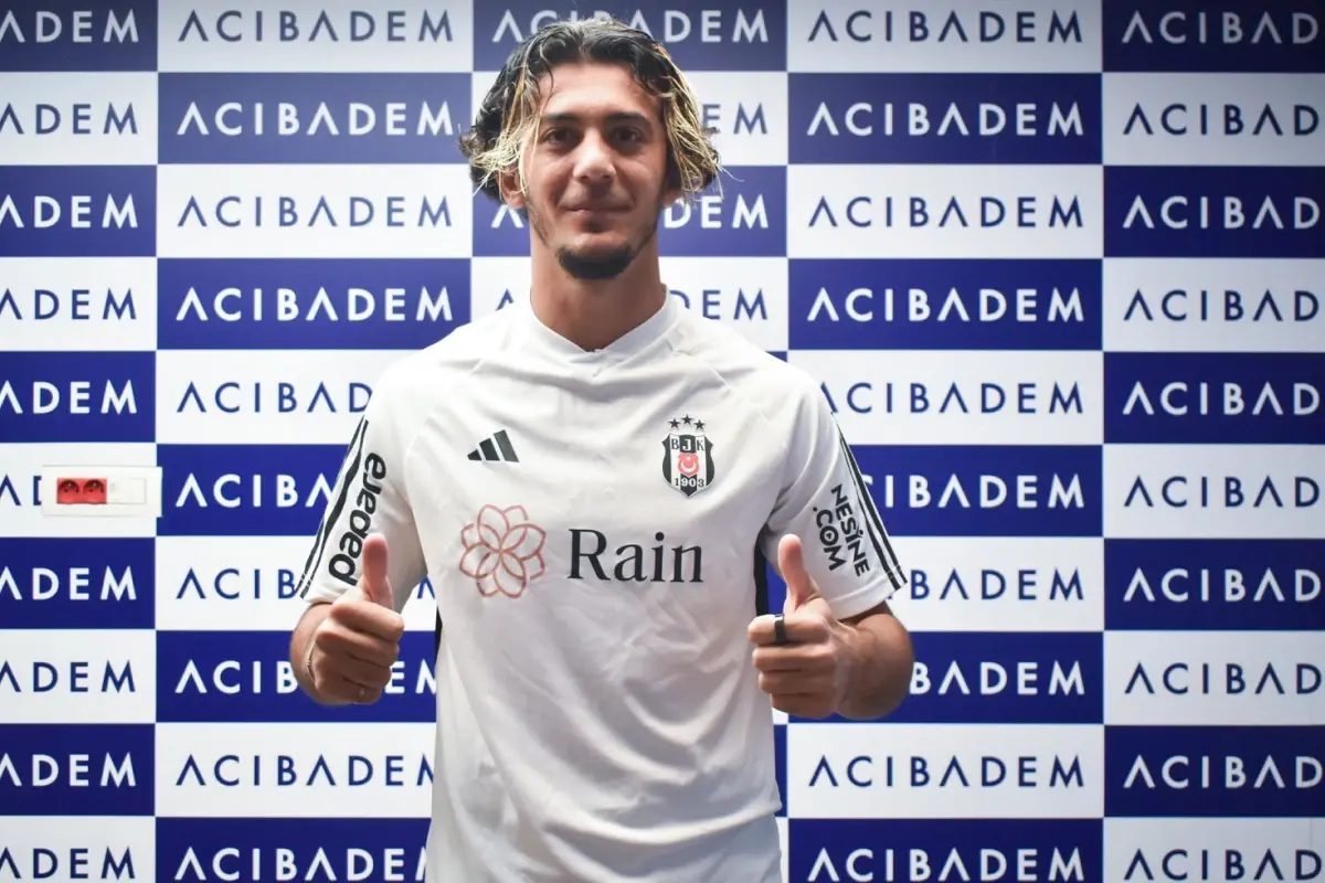 tayfur-bingol-besiktas-ben-geldim-nAhuWFbX.jpg