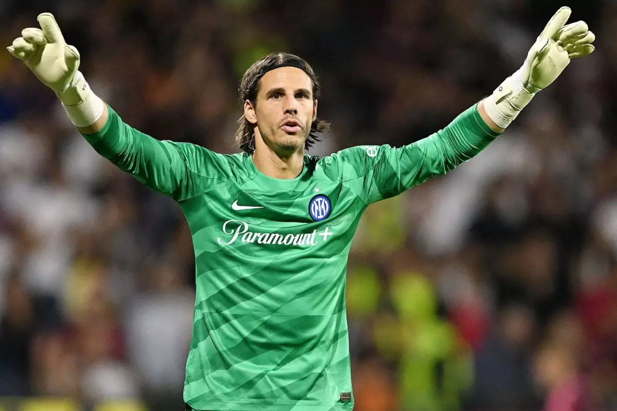 avrupa-bu-transferi-konusuyor-galatasaraydan-sommer-bombasi-JbyExMDq.jpg
