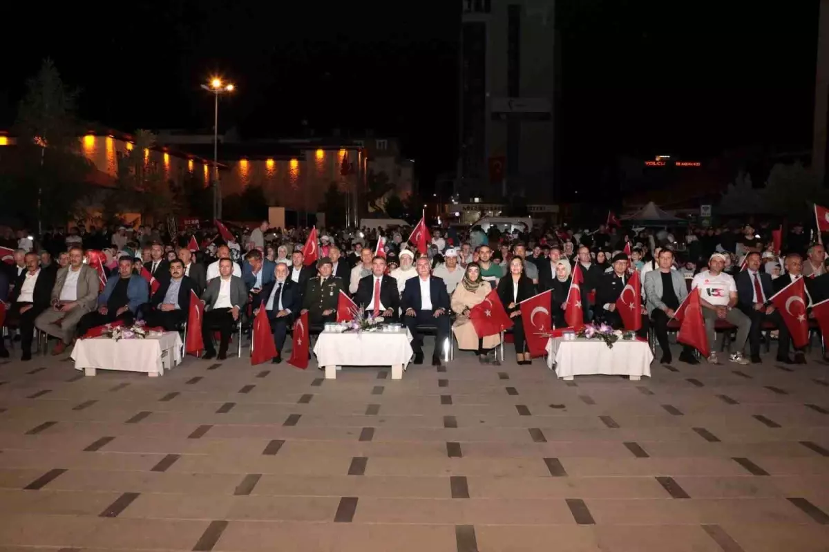 bayburtta-15-temmuz-demokrasi-ve-ulusal-birlik-gunu-aktiflikleri-duzenlendi-Tr2c9UAp.jpg