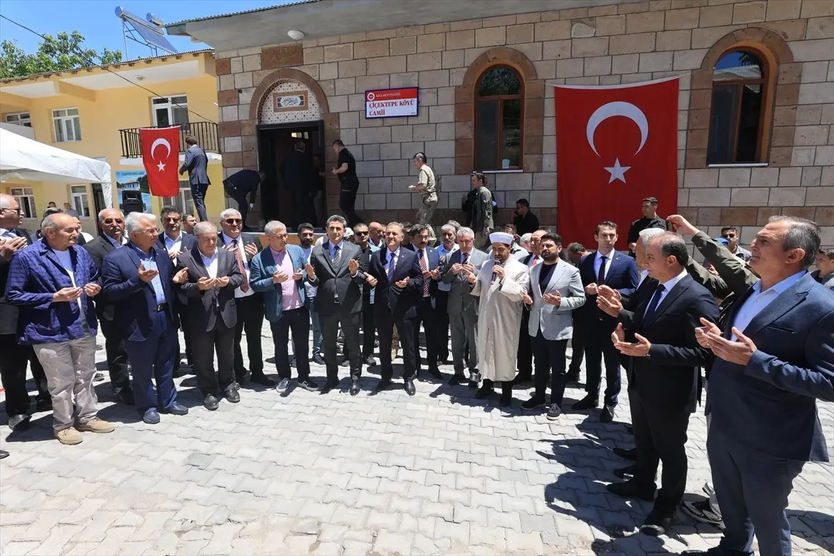cicektepe-koyu-mescidinin-acilisi-torensel-bir-aktiflikle-gerceklesti-Nal8ingJ.jpg